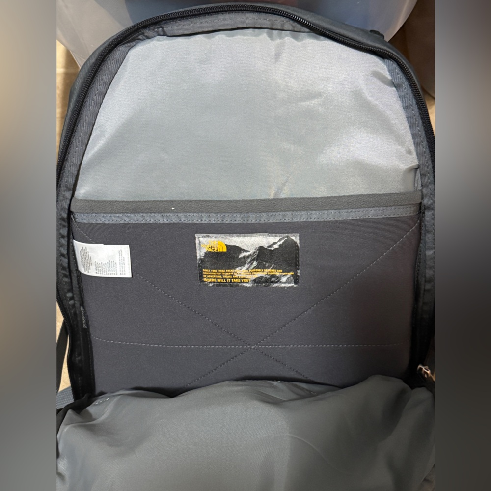 North Face Router Backpack - Picture 4 of 6